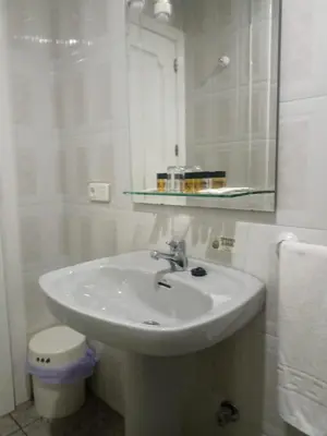 Un baño de Hostal Villa María