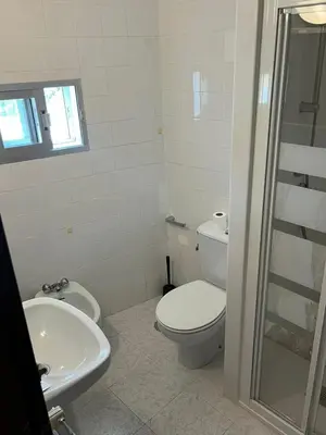 Un baño de El encuentro