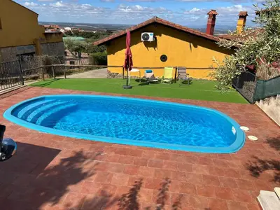 Piscina en o cerca de La Ondina del Madrigal