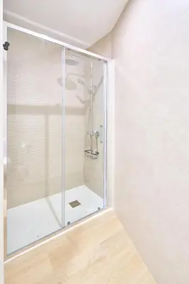 Un baño de Suite Cañizal 32 Salamanca University Center