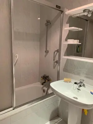 Un baño de El hogar de Gregorio
