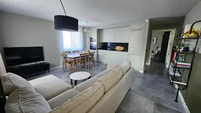 Una televisión o centro de entretenimiento en Casa Candeleda Alojamiento Boutique