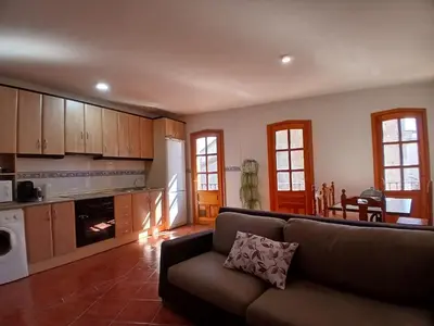 Una cocina o zona de cocina en Apartamentos turísitico Navalcán
