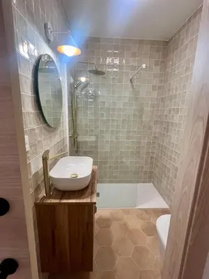 Un baño de Casa Rural Las Escuelas de Pradoalegre