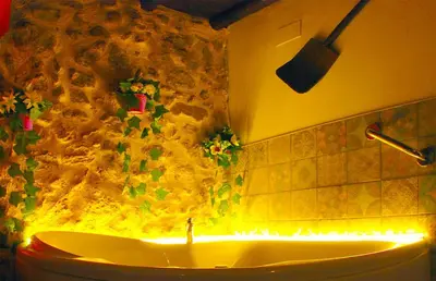 Un baño de Valle del jerte el huerto del cura