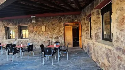 Plano de Hostal Las Cavenes Del Cabaco