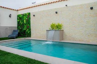 Piscina en o cerca de Casa Rural La Bodega de Cortés