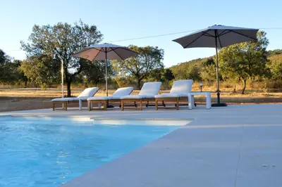 Piscina en o cerca de Las Huertas del Abrilongo