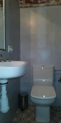 Un baño de La Casa del Burro