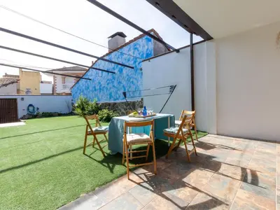 Jardín al aire libre en Holiday Home La Isla by Interhome