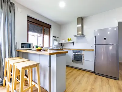Una cocina o zona de cocina en Holiday Home La Isla by Interhome