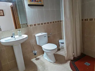 Un baño de El Locutorio