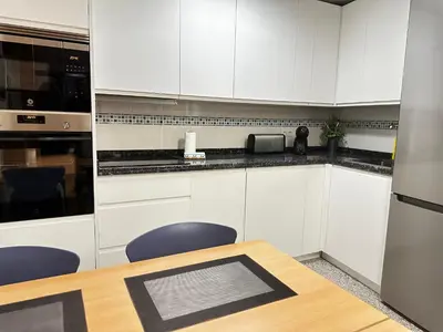 Una cocina o zona de cocina en Peñuelas de San Blas - Parking Gratis