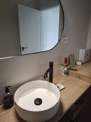 Un baño de El Antiguo Corral de Sevilla