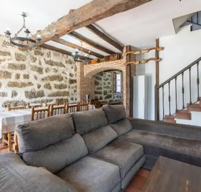 Zona de estar de La Bodega de Gredos