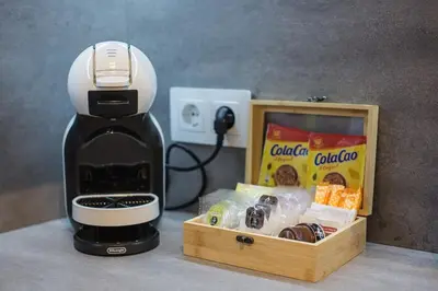 Utensilios para hacer té y café en Las villas de Manuel II
