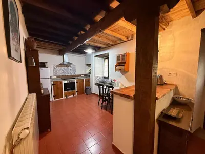 Una cocina o zona de cocina en Casa rural Fuente Santa