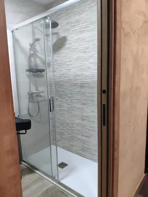 Un baño de Bosque animado