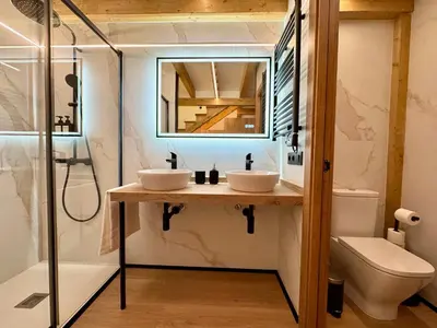 Un baño de Premium Plaza San Cristóbal - Gran Vía Centro