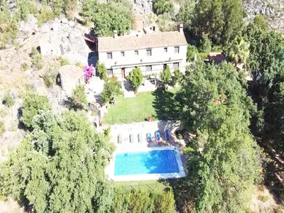 Piscina en o cerca de Virgen de la Cabeza Rural House
