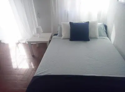 Cama o camas de una habitación en Apartamento de 2 dormitorios a 5 minutos de la plaza mayor