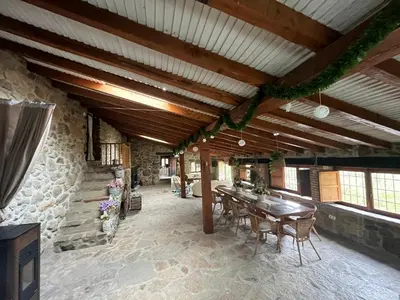 Plano de Antiguo Molino con piscina y chimenea en el valle del Tietar