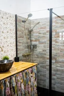 Un baño de Casa Dana, Losar de la Vera