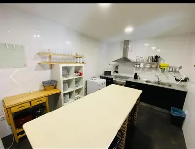 Una cocina o zona de cocina en Casa Rural Doña Germana - Pepino - Toledo