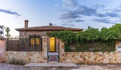 Edificio en el que se encuentra la casa o chalet