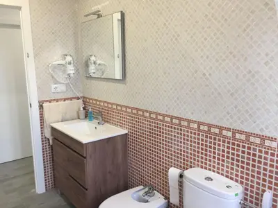 Un baño de La Fragua del Sauce-VUT-Los Navalmorales-Toledo