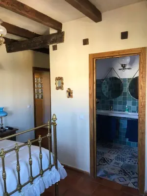 Cama o camas de una habitación en Sierra de San Vicente-Rural House-Garciotum-Toledo