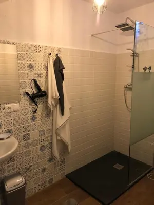 Un baño de Sierra de San Vicente-Rural House-Garciotum-Toledo