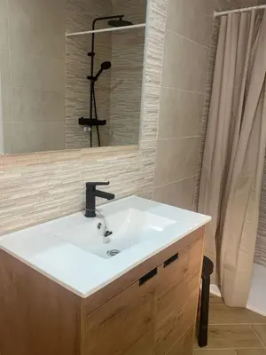 Un baño de Apartamento Villuercas