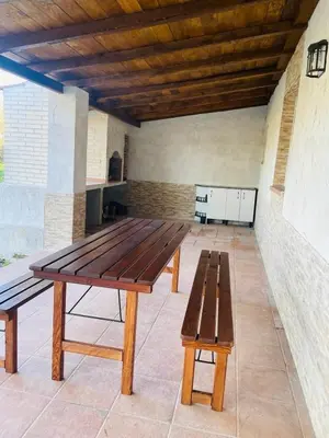 Instalaciones para jugar al ping pong en La Fortaleza-Rural House-Cervera de los Montes Toledo o alrededores