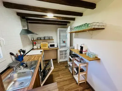 Una cocina o zona de cocina en La Fortaleza-Rural House-Cervera de los Montes Toledo