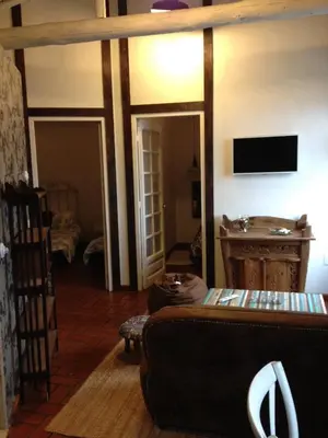 Una televisión o centro de entretenimiento en La Casita Del Castañar