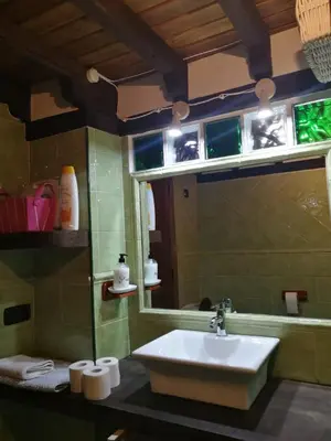 Un baño de Apartamentos Anateresa