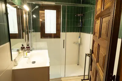 Un baño de El Cerro del Pinar