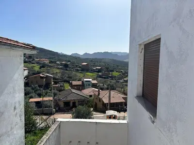 Vista general de una montaña o vista desde el apartamento