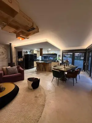 Una cocina o zona de cocina en Luxury villa with pool, barbecue, stove, 3 bedrooms
