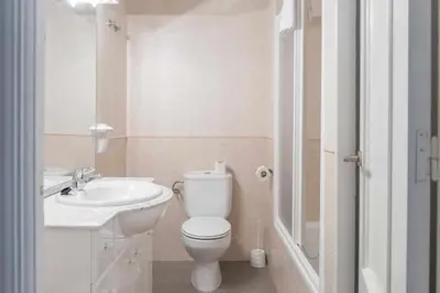 Un baño de Apartamentos en Candelario