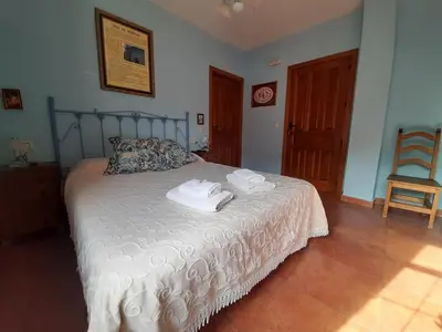 Cama o camas de una habitación en Casa Rural Parada Real CR-CC-00258