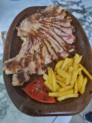 Comida en o cerca de este hostal o pensión