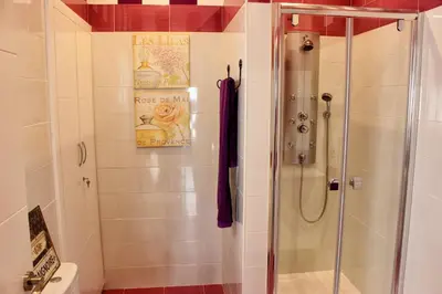 Un baño de Apartamentos Nundinae