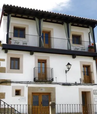 Un balcón o terraza de Apartamentos Rurales Entre Fuentes