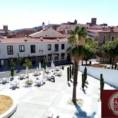 Apartamentos Turísticos La Garza