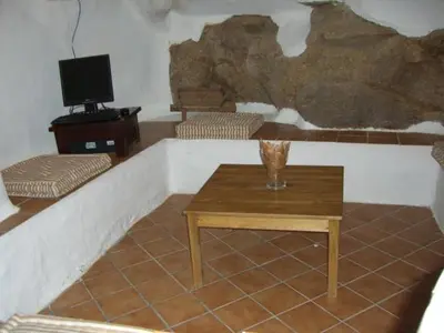 Una televisión o centro de entretenimiento en CR La Cueva CR-CC-00114