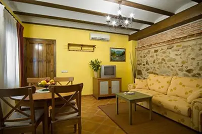 Zona de estar de Apartamentos Rurales Cumbres de Gredos