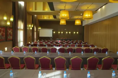 Zona business o sala de conferencias en Hospedium Hotel Cortijo Santa Cruz