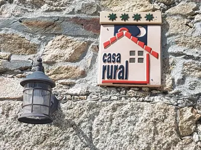 Certificado, premio, señal o documento que está expuesto en Casa Rural El Castaño